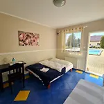 Dworek Jonatan Penzion 3*