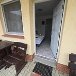 Dworek Jonatan 3*